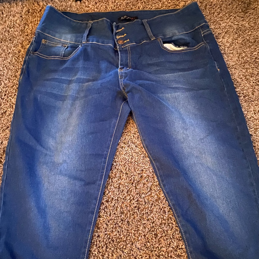 Blue skinny alibi denim size 20